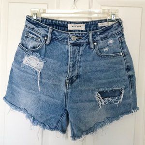 PacSun Mom Jean Short // Size 24 (Runs big)